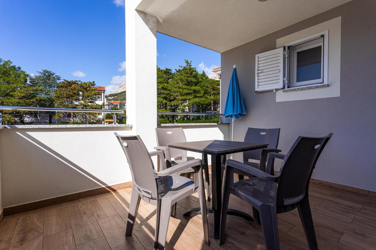 Apartments Crnekovic Tomislava 8A Baska  Ngoại thất bức ảnh