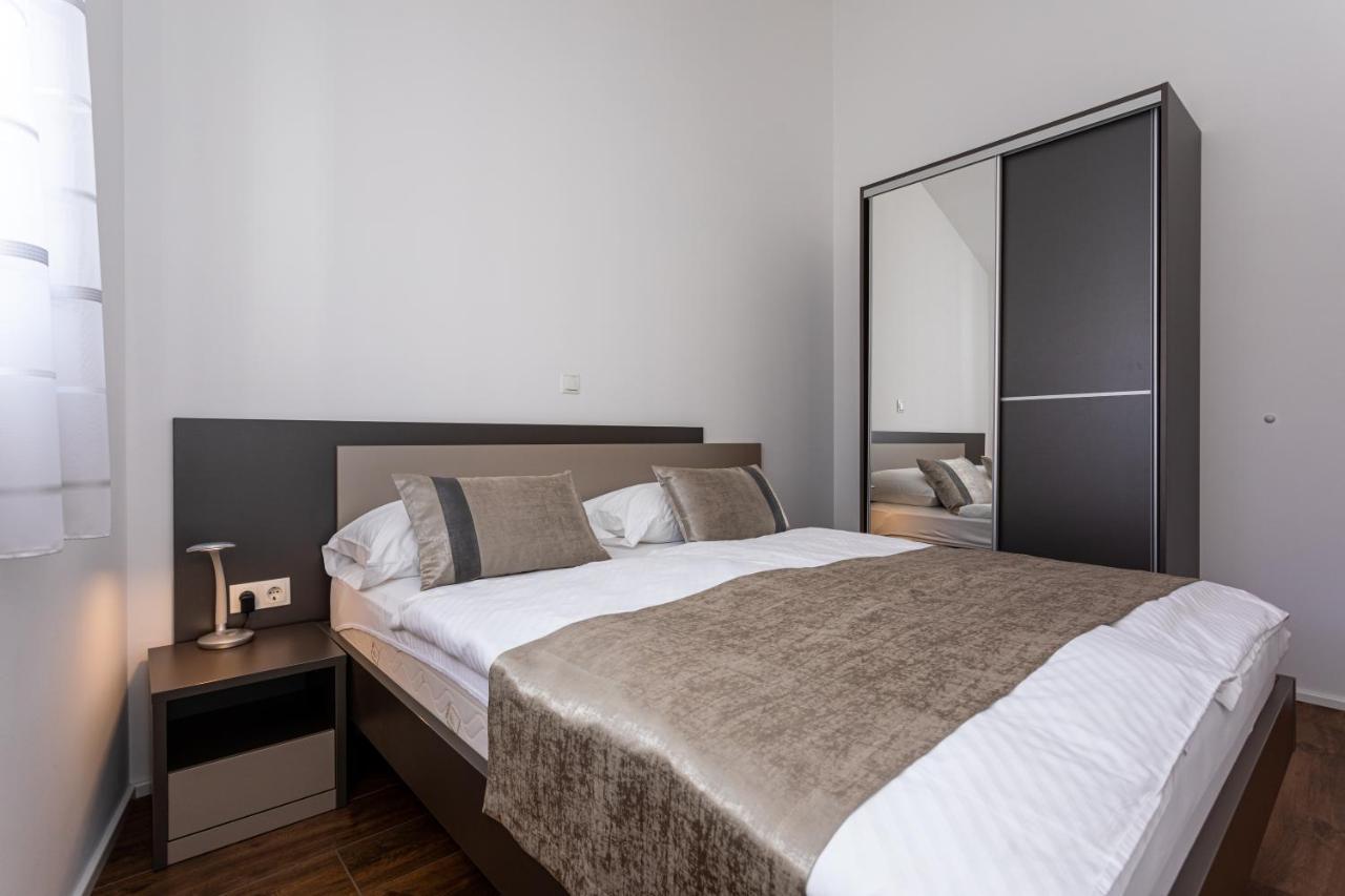 Apartments Crnekovic Tomislava 8A Baska  Ngoại thất bức ảnh
