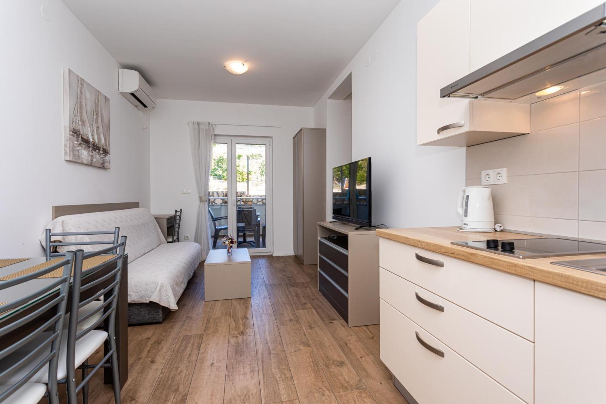 Apartments Crnekovic Tomislava 8A Baska  Ngoại thất bức ảnh